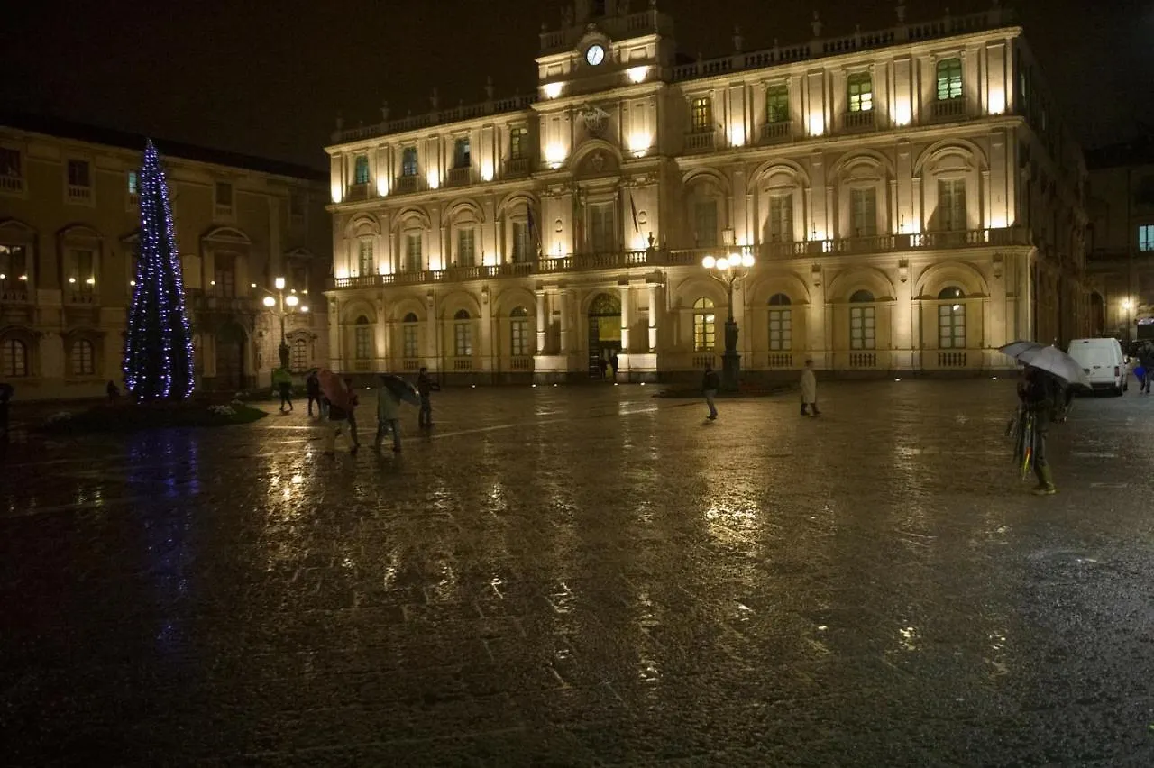 Charming Apartment In Catania Terrace And Parking